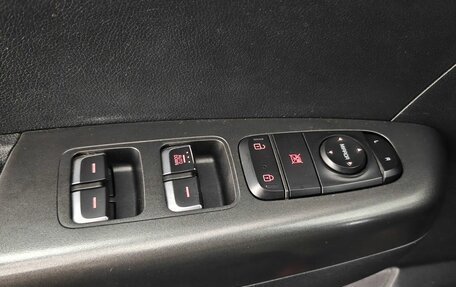 KIA Sportage IV рестайлинг, 2018 год, 2 099 000 рублей, 14 фотография