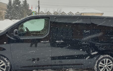 Peugeot Traveller I, 2020 год, 4 200 000 рублей, 5 фотография