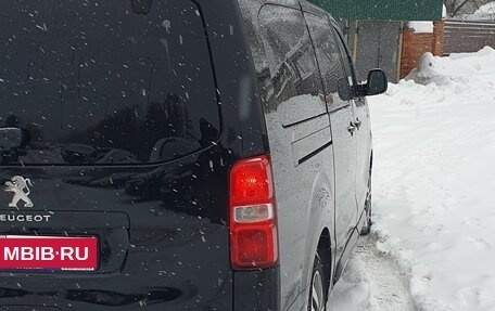 Peugeot Traveller I, 2020 год, 4 200 000 рублей, 9 фотография