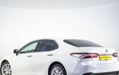 Toyota Camry, 2020 год, 3 199 000 рублей, 7 фотография