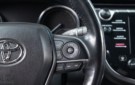 Toyota Camry, 2020 год, 3 199 000 рублей, 12 фотография