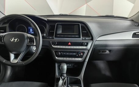 Hyundai Sonata VII, 2019 год, 1 655 000 рублей, 15 фотография