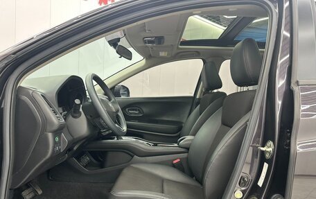 Honda Vezel, 2022 год, 1 550 000 рублей, 10 фотография