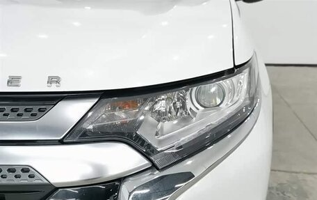 Mitsubishi Outlander III рестайлинг 3, 2021 год, 2 150 001 рублей, 21 фотография