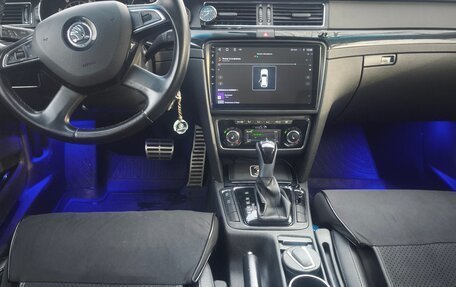 Skoda Superb III рестайлинг, 2015 год, 1 700 000 рублей, 10 фотография