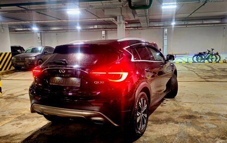 Infiniti QX30, 2017 год, 2 450 000 рублей, 5 фотография