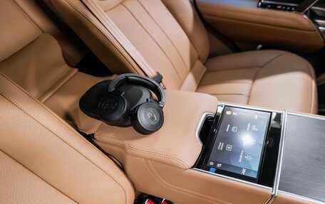 Land Rover Range Rover IV рестайлинг, 2025 год, 26 800 000 рублей, 17 фотография