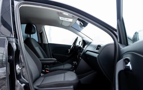 Volkswagen Polo VI (EU Market), 2017 год, 1 000 000 рублей, 11 фотография