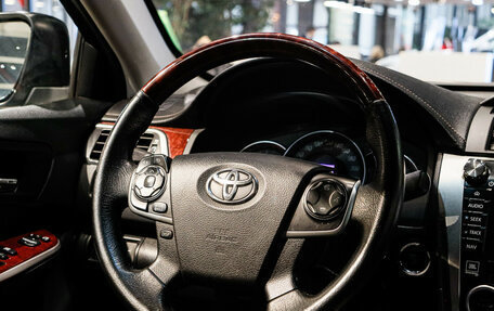 Toyota Camry, 2013 год, 1 490 000 рублей, 13 фотография