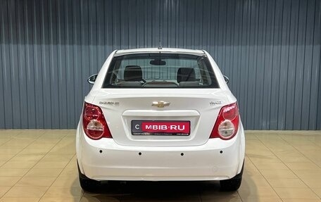 Chevrolet Aveo III, 2012 год, 799 900 рублей, 4 фотография