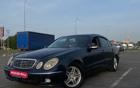 Mercedes-Benz E-Класс, 2003 год, 600 000 рублей, 1 фотография