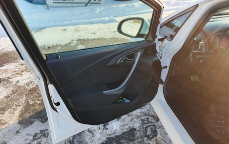 Opel Astra J, 2013 год, 750 000 рублей, 19 фотография