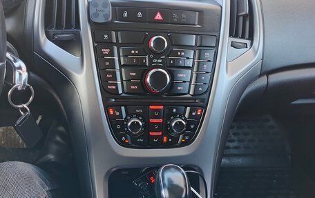 Opel Astra J, 2013 год, 750 000 рублей, 24 фотография