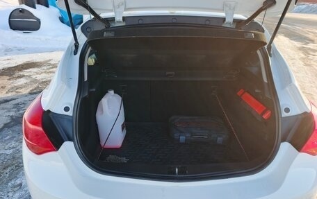 Opel Astra J, 2013 год, 750 000 рублей, 13 фотография