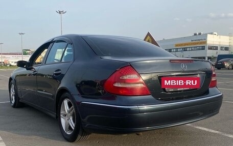 Mercedes-Benz E-Класс, 2003 год, 600 000 рублей, 13 фотография