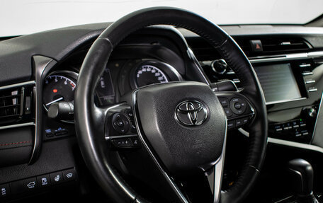 Toyota Camry, 2020 год, 3 040 000 рублей, 12 фотография