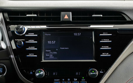 Toyota Camry, 2020 год, 3 040 000 рублей, 13 фотография