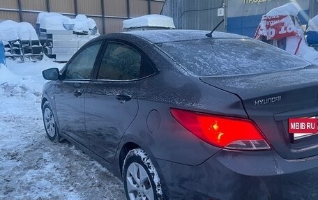 Hyundai Solaris II рестайлинг, 2015 год, 945 000 рублей, 6 фотография