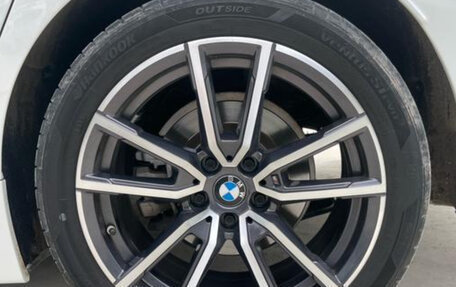 BMW 3 серия, 2024 год, 3 883 000 рублей, 11 фотография