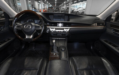 Lexus ES VII, 2017 год, 2 650 000 рублей, 8 фотография
