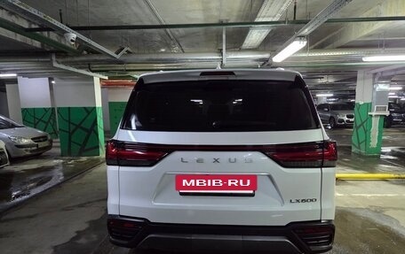 Lexus LX, 2022 год, 12 000 000 рублей, 5 фотография