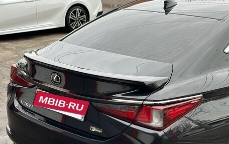 Lexus ES VII, 2019 год, 4 999 999 рублей, 17 фотография