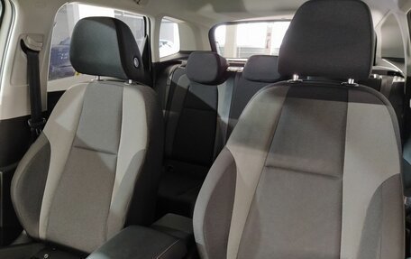 Skoda Karoq I, 2021 год, 2 140 000 рублей, 21 фотография