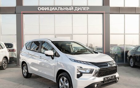 Mitsubishi Xpander, 2023 год, 2 300 000 рублей, 1 фотография