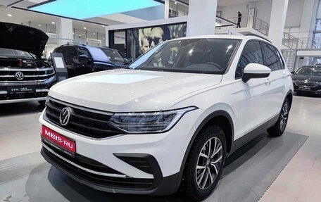 Volkswagen Tiguan II, 2021 год, 3 330 000 рублей, 1 фотография