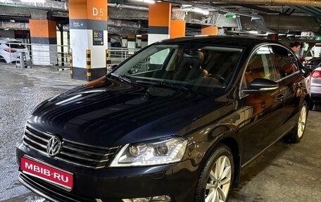Volkswagen Passat B7, 2012 год, 1 549 000 рублей, 1 фотография