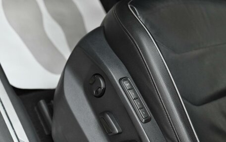 Volkswagen Tiguan II, 2020 год, 2 025 000 рублей, 15 фотография