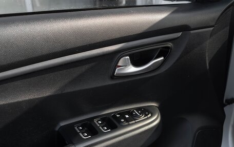 KIA Rio IV, 2019 год, 1 235 000 рублей, 15 фотография