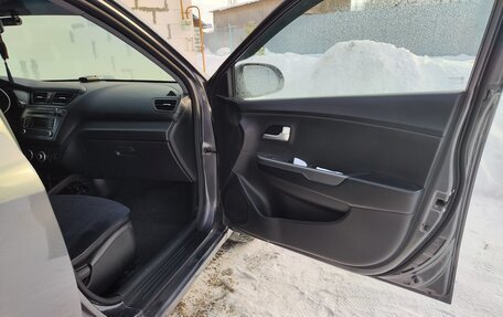 KIA Rio III рестайлинг, 2012 год, 700 000 рублей, 10 фотография