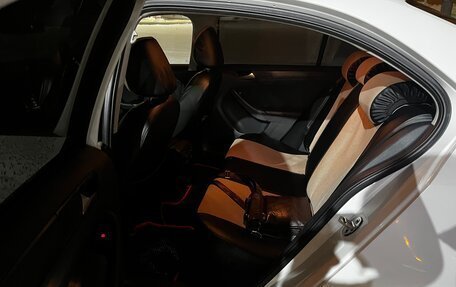 Volkswagen Jetta VI, 2015 год, 1 150 000 рублей, 8 фотография