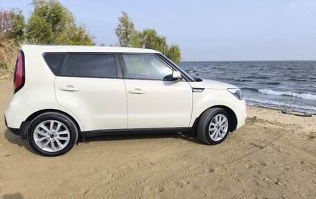 KIA Soul II рестайлинг, 2017 год, 1 600 000 рублей, 2 фотография