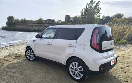 KIA Soul II рестайлинг, 2017 год, 1 600 000 рублей, 5 фотография