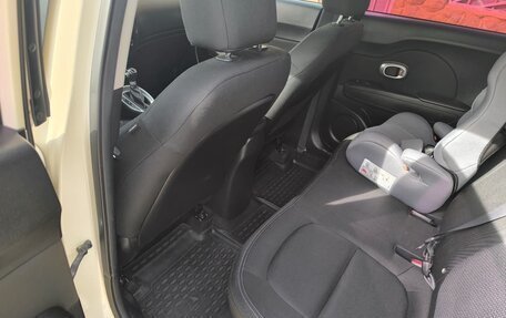 KIA Soul II рестайлинг, 2017 год, 1 600 000 рублей, 9 фотография