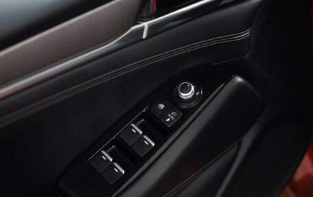 Mazda 6, 2019 год, 2 560 000 рублей, 21 фотография
