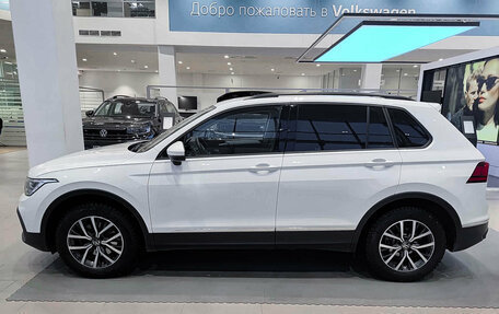 Volkswagen Tiguan II, 2021 год, 3 330 000 рублей, 10 фотография