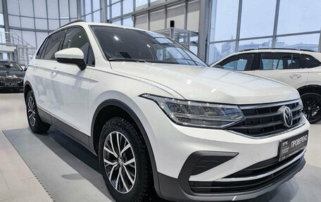Volkswagen Tiguan II, 2021 год, 3 330 000 рублей, 3 фотография