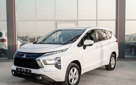 Mitsubishi Xpander, 2023 год, 2 300 000 рублей, 3 фотография