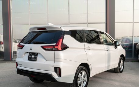 Mitsubishi Xpander, 2023 год, 2 300 000 рублей, 2 фотография