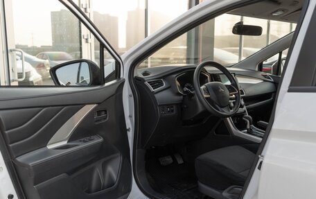 Mitsubishi Xpander, 2023 год, 2 300 000 рублей, 7 фотография