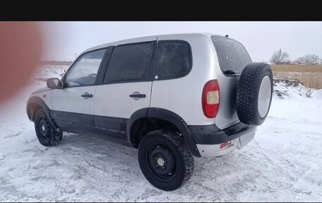 Chevrolet Niva I рестайлинг, 2004 год, 350 000 рублей, 3 фотография