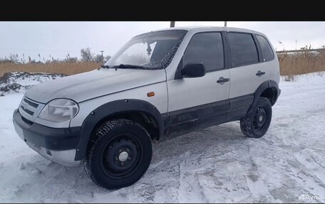 Chevrolet Niva I рестайлинг, 2004 год, 350 000 рублей, 4 фотография