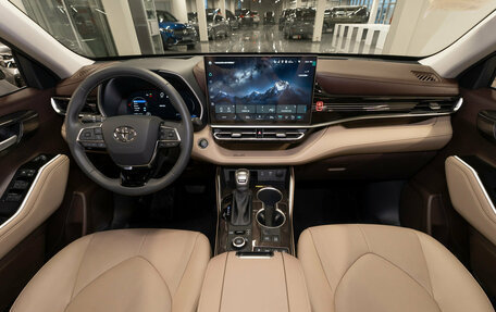 Toyota Highlander, 2025 год, 5 500 000 рублей, 8 фотография