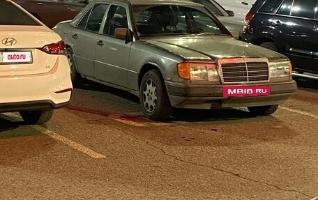 Mercedes-Benz E-Класс, 1992 год, 260 000 рублей, 5 фотография