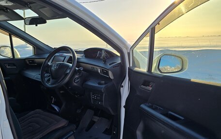 Honda Freed I, 2014 год, 1 050 000 рублей, 15 фотография