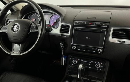 Volkswagen Touareg III, 2016 год, 3 300 000 рублей, 11 фотография