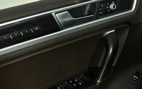 Volkswagen Touareg III, 2016 год, 3 300 000 рублей, 12 фотография